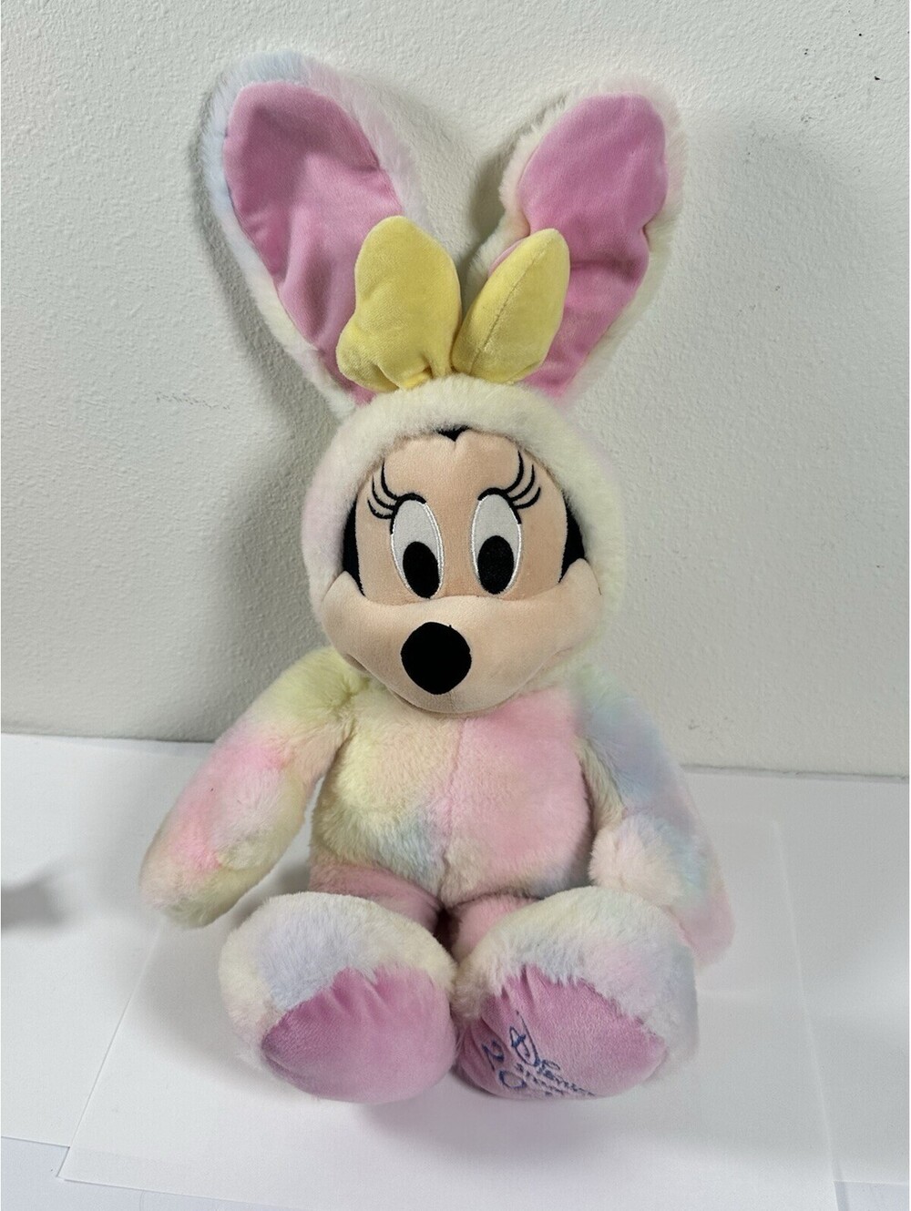 2020 Disney Store Pastel Bunny MINNIE MOUSE Easter 18” Plush Stuffed Toy